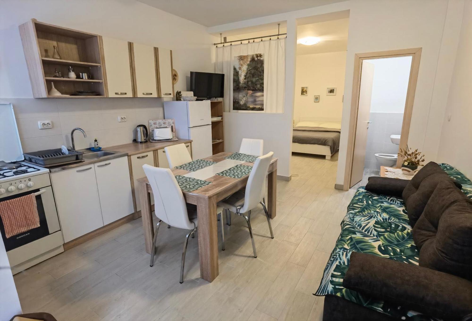 Apartment Zlatko , Ten Steps To The Sea Οπατία Εξωτερικό φωτογραφία