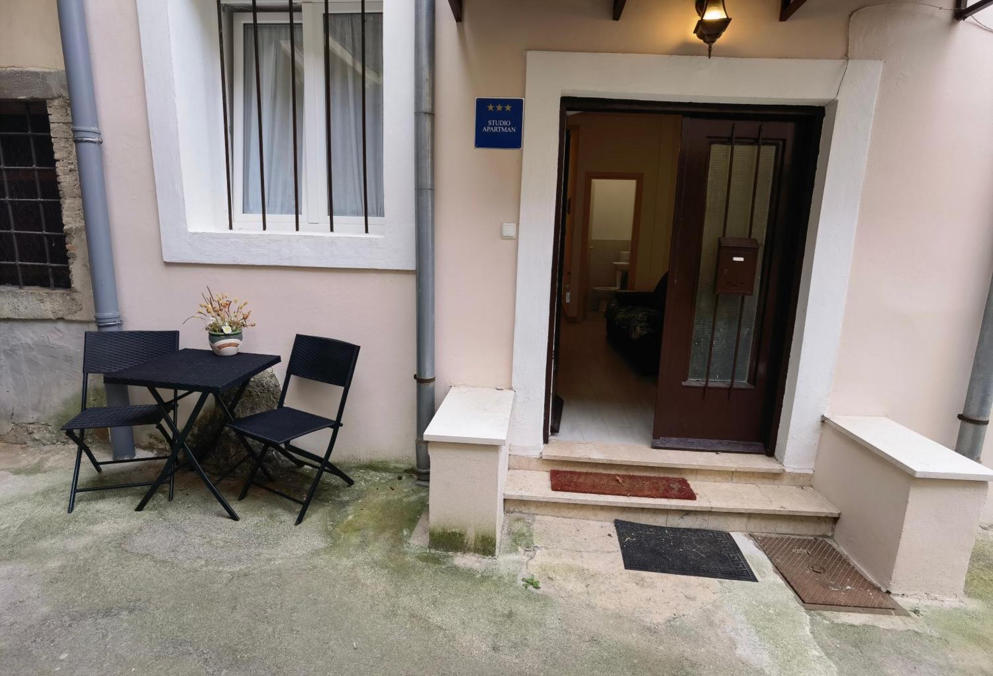 Apartment Zlatko , Ten Steps To The Sea Οπατία Εξωτερικό φωτογραφία
